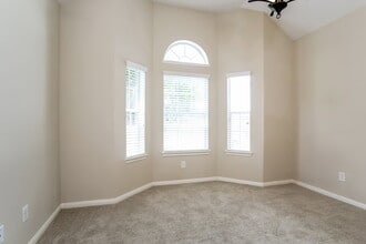 20130 Niagara Falls Dr in Tomball, TX - Building Photo - Building Photo