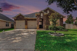 405 Abbey Ln in League City, TX - Building Photo