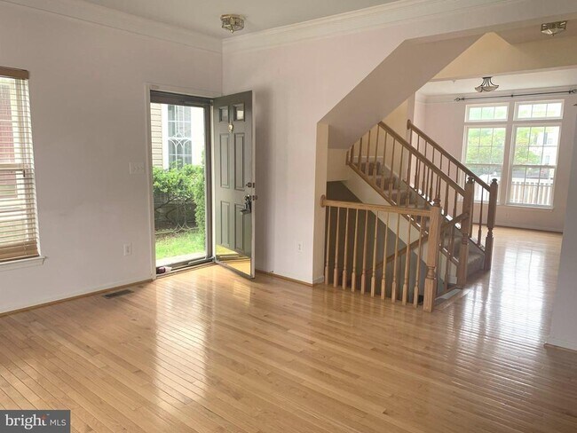 2428 Knapps Way in Odenton, MD - Building Photo - Building Photo