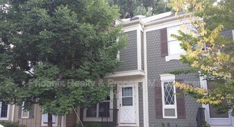 1008 Milo Cir in Lafayette, CO - Building Photo