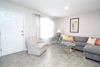 416 Waycross Ave in Pensacola, FL - Building Photo - Building Photo