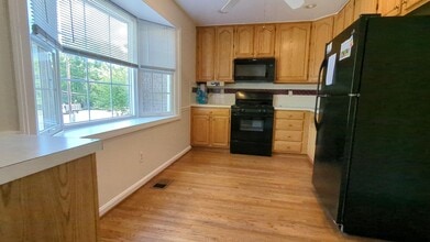 8535 Hilltop Rd in Vienna, VA - Building Photo - Building Photo