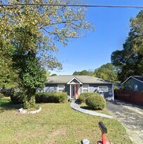 2879 Argyle Dr NW in Atlanta, GA - Building Photo