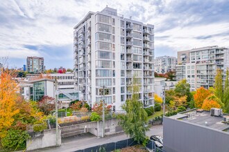 Fircrest Gardens in Vancouver, BC - Building Photo - Building Photo