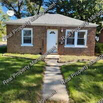 7405 Chestnut Ave in Hammond, IN - Building Photo