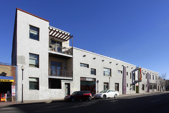 910 Santa Fe Dr in Denver, CO - Building Photo - Building Photo