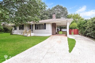 3862 Furr Ave in Powder Springs, GA - Building Photo - Building Photo