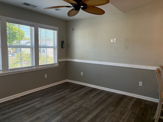 100 Lexington Ln in Kill Devil Hills, NC - Building Photo - Building Photo