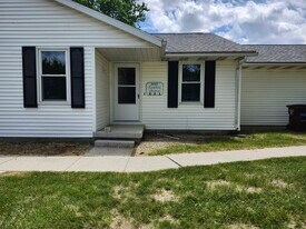 1017 Symphony St, Unit A in Lima, OH - Building Photo