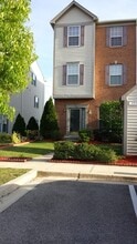 1933 Gardenia Ct in Odenton, MD - Building Photo - Building Photo