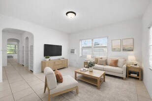 520 SW 6th St in Miami, FL - Building Photo