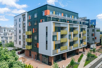 605 Concord Ave in Cambridge, MA - Building Photo - Building Photo