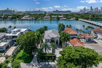 176 S Hibiscus Dr in Miami Beach, FL - Building Photo - Building Photo