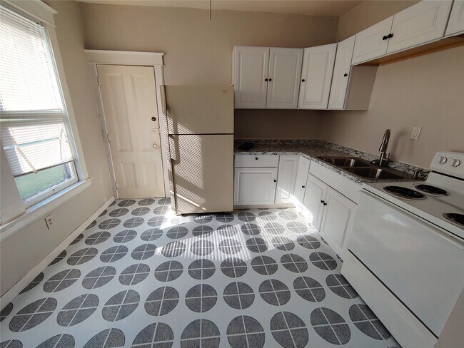 116 Leroy St in Binghamton, NY - Building Photo - Building Photo