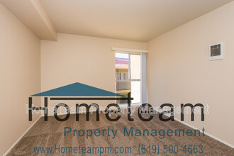 6955 Alvarado Rd in San Diego, CA - Building Photo - Building Photo