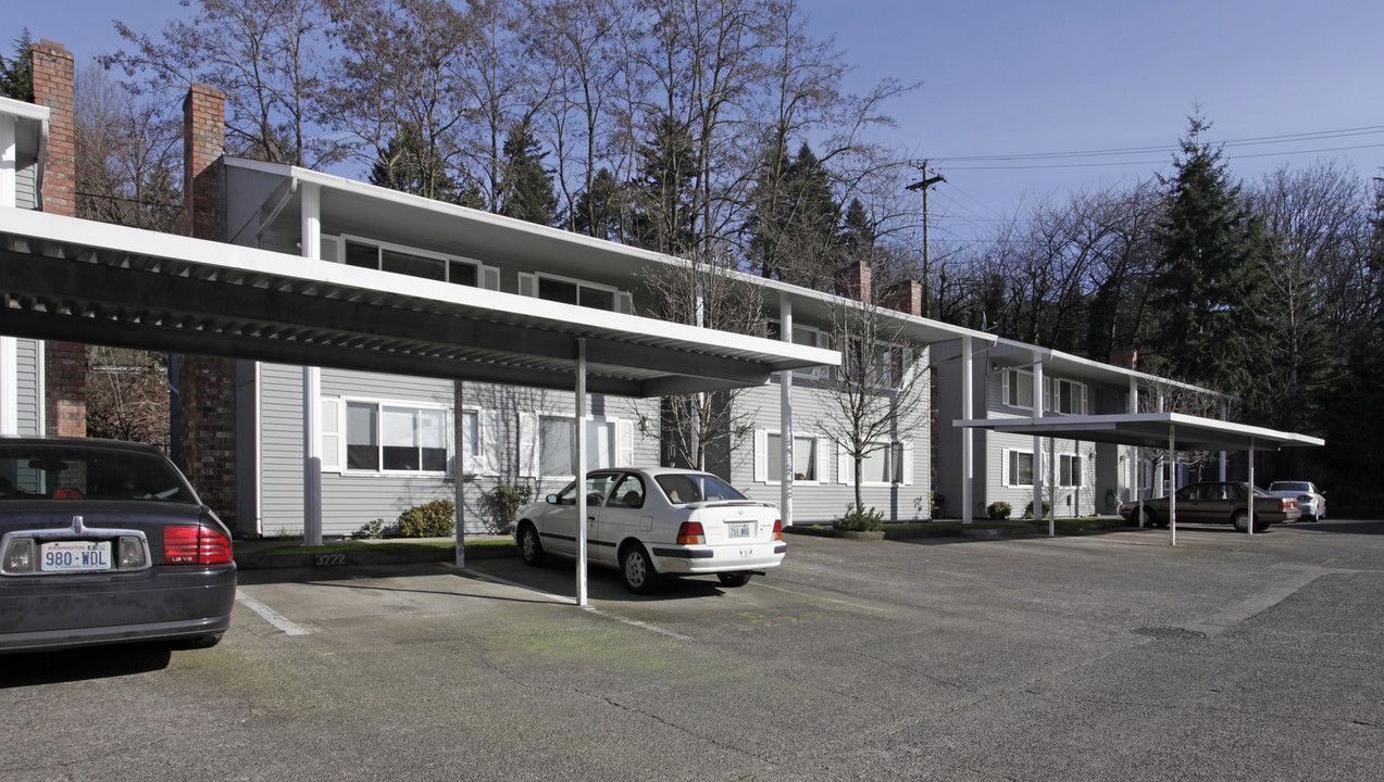 Edgewood Apartments in Vancouver, WA - Building Photo