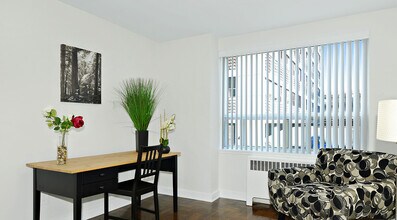 103 Avenue Rd in Toronto, ON - Building Photo - Building Photo