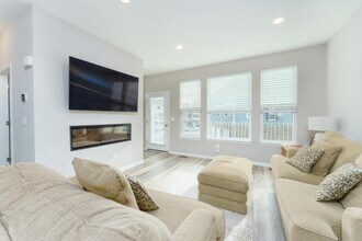 645 Jenny Wy in Brighton, MI - Building Photo - Building Photo