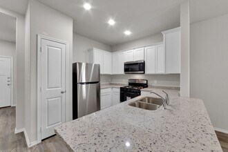 615 Ryan Xing in San Antonio, TX - Building Photo - Building Photo