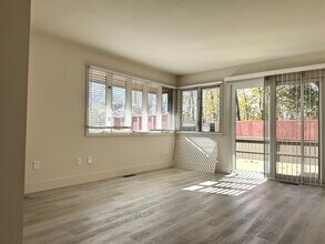 110 Montoya Dr in Branford, CT - Building Photo - Building Photo