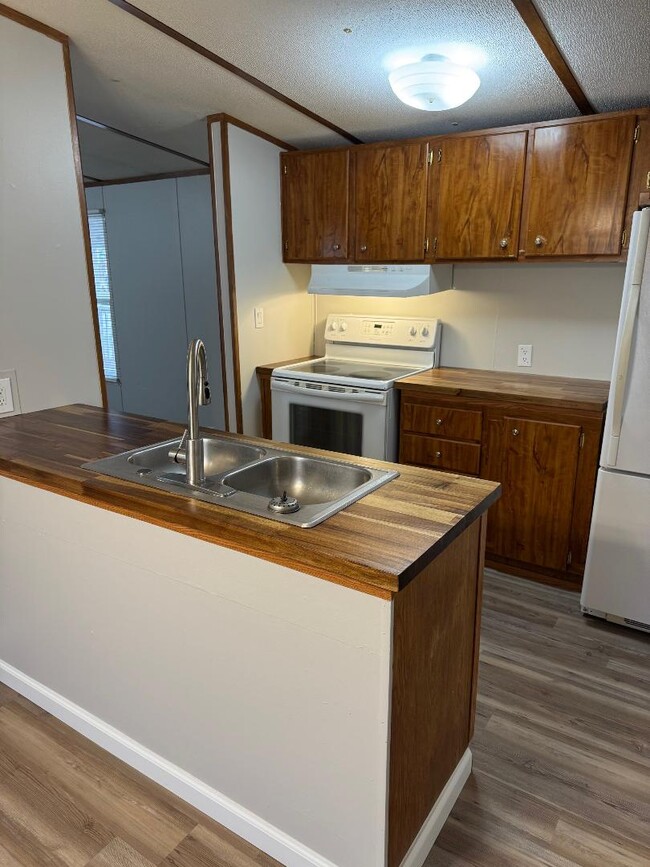 1248 Kathy Ave in Moscow Mills, MO - Building Photo - Building Photo