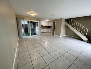 673 Seacoast Dr in Imperial Beach, CA - Building Photo - Building Photo