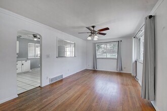 6610 Depew Ct in Arvada, CO - Building Photo - Building Photo