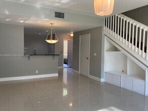 1390 Veracruz Ln in Weston, FL - Building Photo - Building Photo