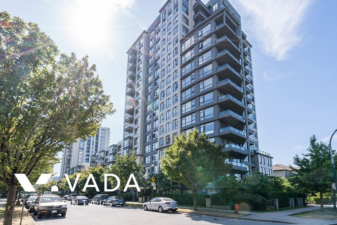 3520 Crowley Dr in Vancouver, BC - Building Photo