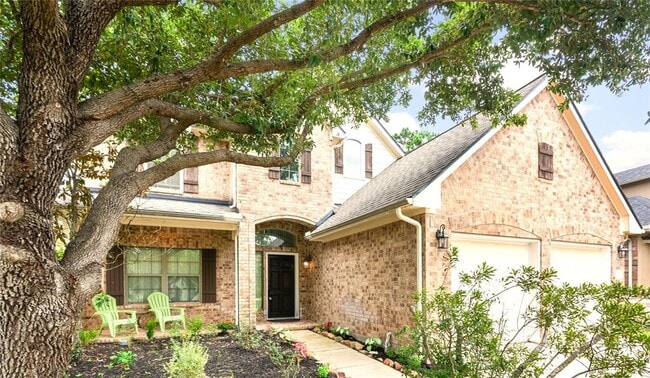 property at 114 E Lasting Spring Cir