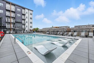 The Stella in Indianapolis, IN - Foto de edificio - Building Photo