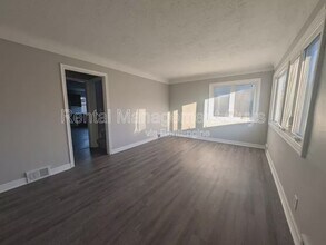 1093 Breen St in St. Paul, MN - Building Photo - Building Photo