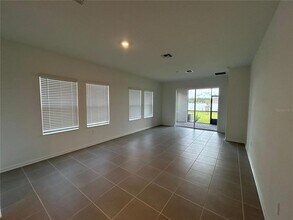 4341 Curacao Pl in Poinciana, FL - Building Photo - Building Photo