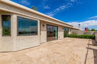 8175 E Del Cuarzo Dr in Scottsdale, AZ - Building Photo - Building Photo