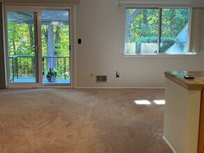 188 Long Hill Dr, Unit 188 Long Hill Drive in Yorktown Heights, NY - Foto de edificio - Building Photo