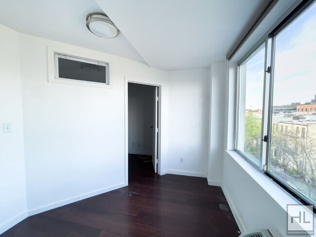 286 Stanhope St in Brooklyn, NY - Building Photo - Building Photo