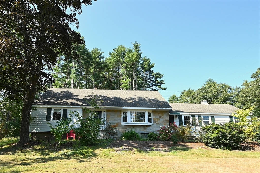 157 Cottage St in Natick, MA - Building Photo