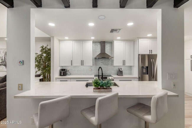 2529 N Miller Rd in Scottsdale, AZ - Building Photo - Building Photo