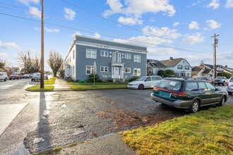 Third Street Apartments in Aberdeen, WA - Building Photo - Building Photo