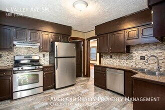 4 Valley Ave SW in Grand Rapids, MI - Building Photo - Building Photo