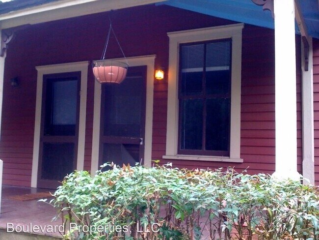 153 Barrow St in Athens, GA - Building Photo - Building Photo