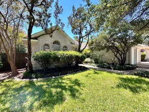 10819 Redmond Rd in Austin, TX - Building Photo - Building Photo