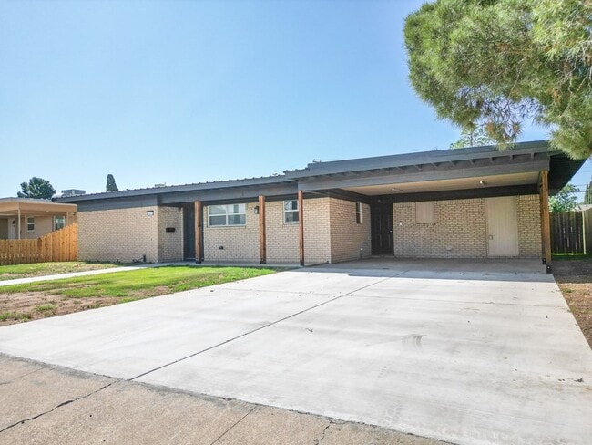 1506 E 21st St in Odessa, TX - Building Photo - Building Photo