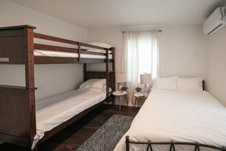 2102 Scovel St in Nashville, TN - Building Photo - Building Photo