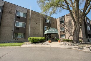 The PARK in Lincoln Park, MI - Building Photo