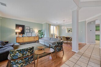 6314 Hillside Terrace Dr in Austin, TX - Building Photo - Building Photo