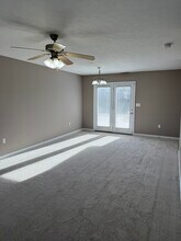 114 Cortland Ct, Unit 114 Cortland Ct in Elizabethtown, KY - Foto de edificio - Building Photo