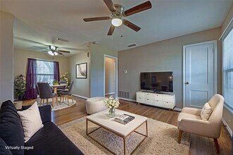 10426 Fern Dr in Dallas, TX - Building Photo - Building Photo