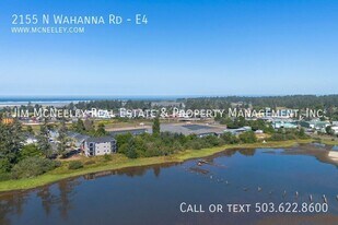 2155 N Wahanna Rd in Seaside, OR - Building Photo