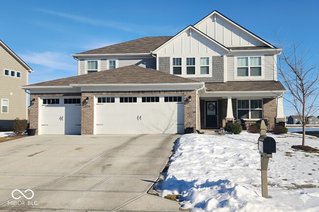 property at 2391 S Stonehill Wy